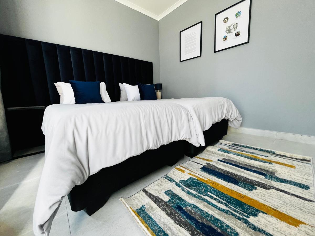 Kates Nest Guesthouse Oshakati Extérieur photo